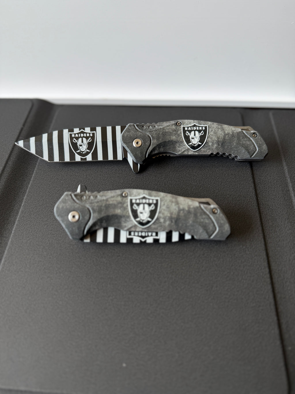 Raiders Knife