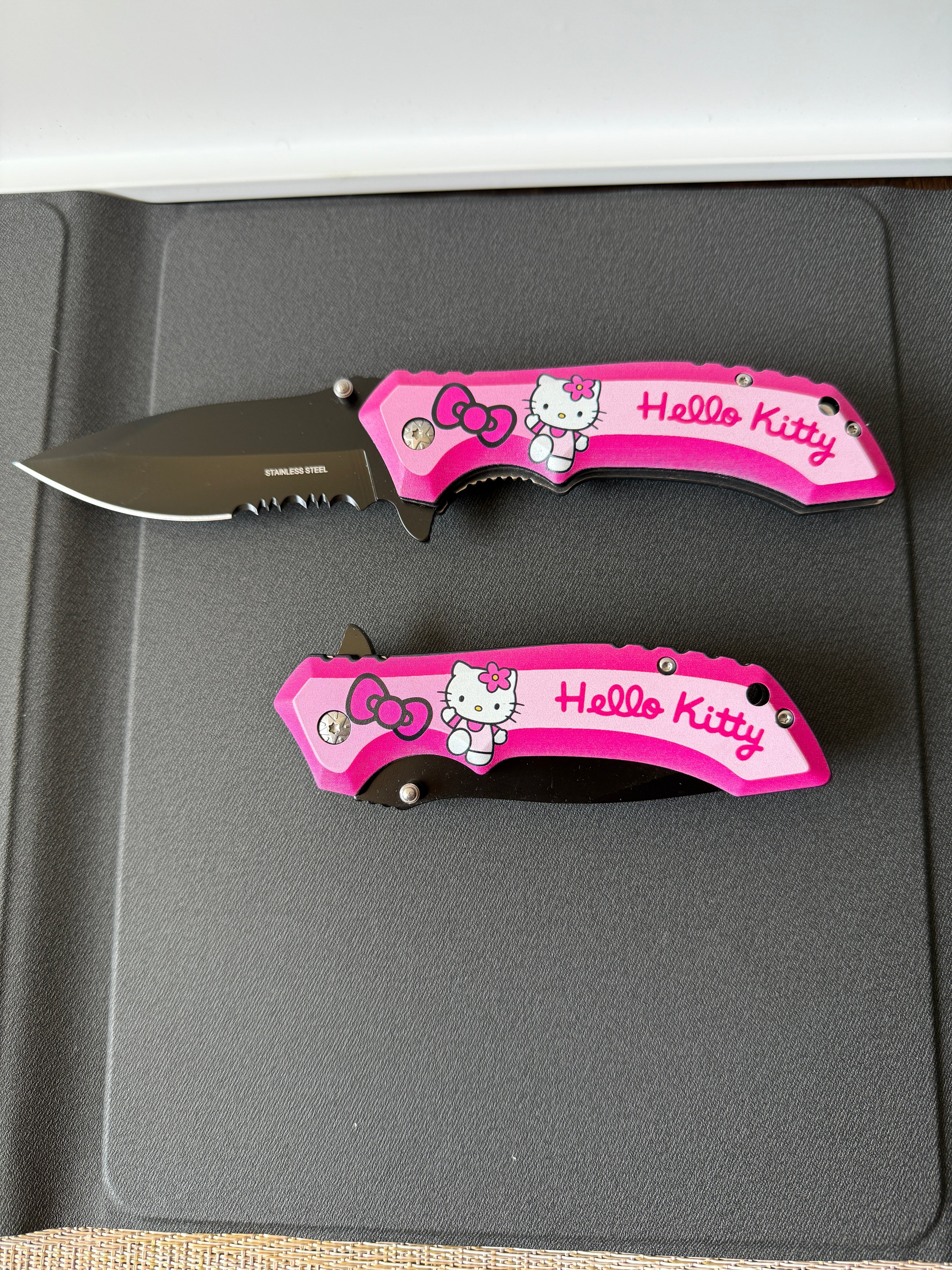 Hello Kitty Knife