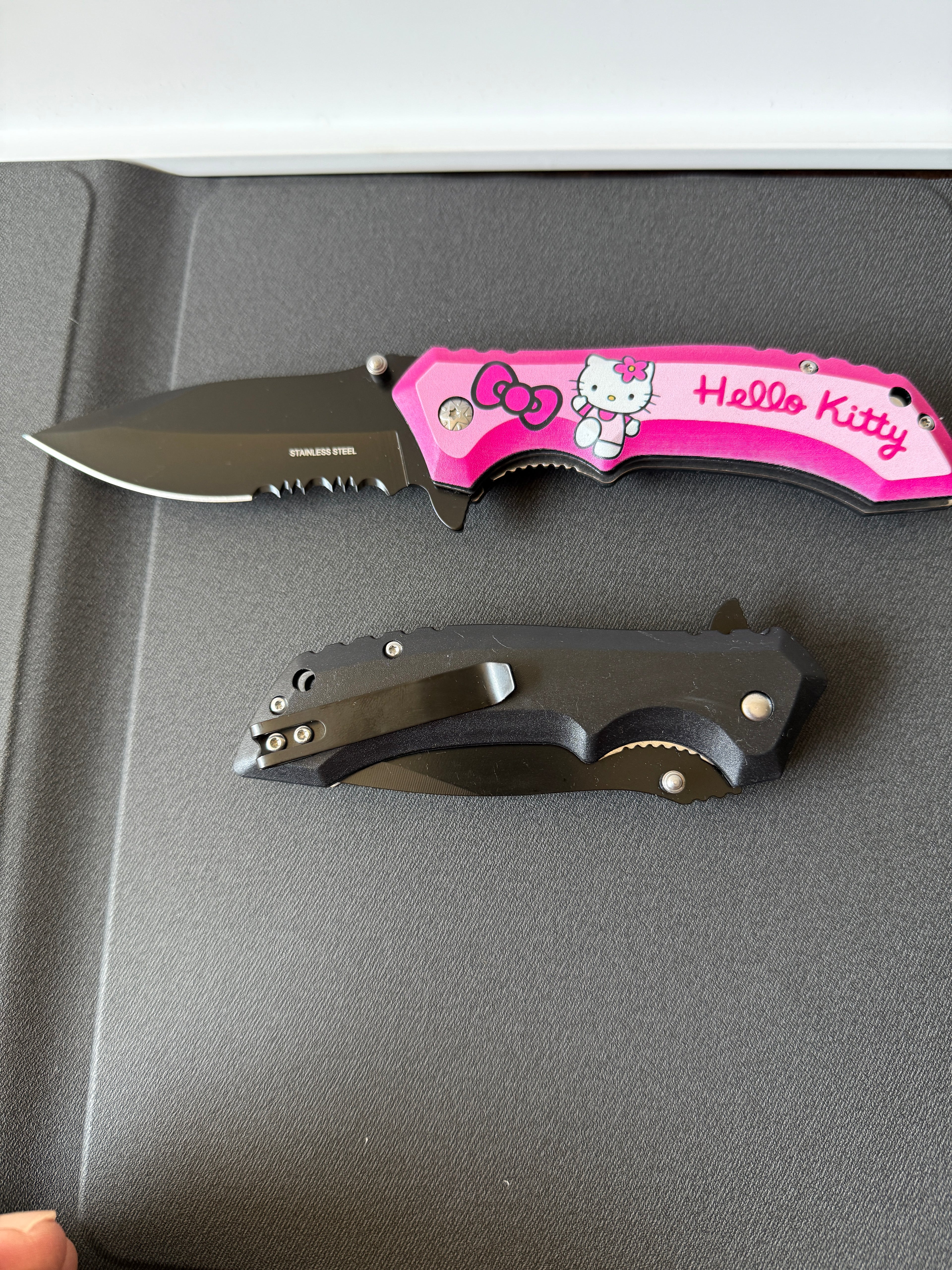 Hello Kitty Knife