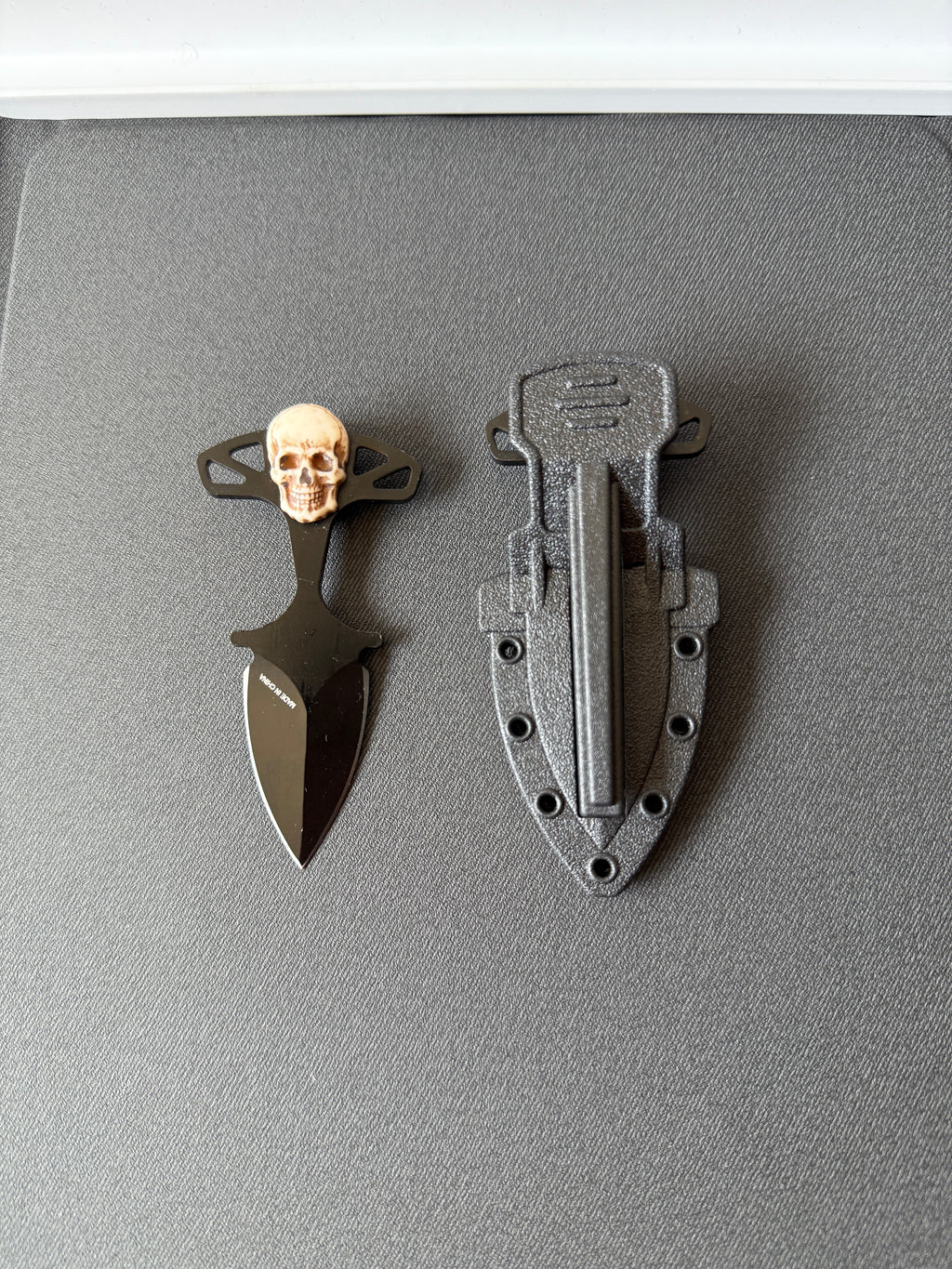 Skull Tactical Super Hunting Knife