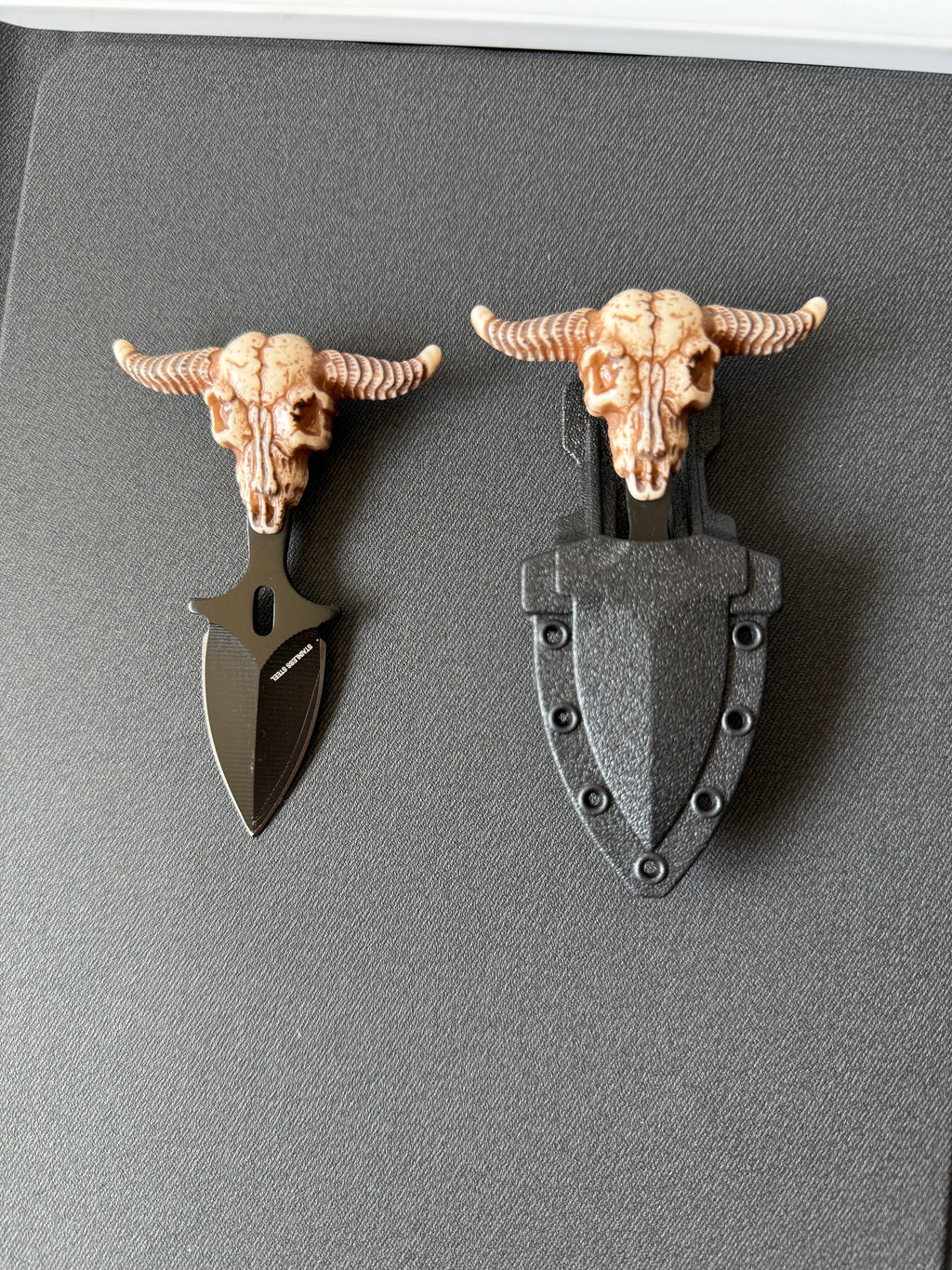 Bull Western Skull Tactical Super Hunting Knife