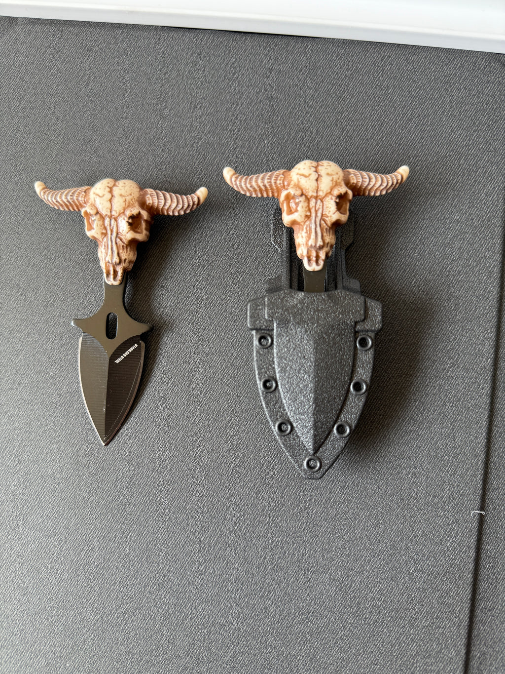 Bull Western Skull Tactical Super Hunting Knife