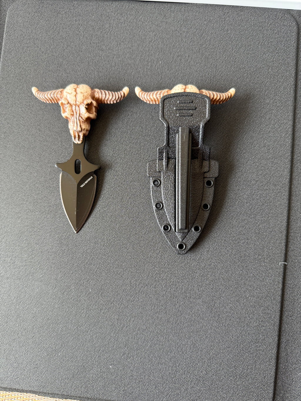 Bull Western Skull Tactical Super Hunting Knife