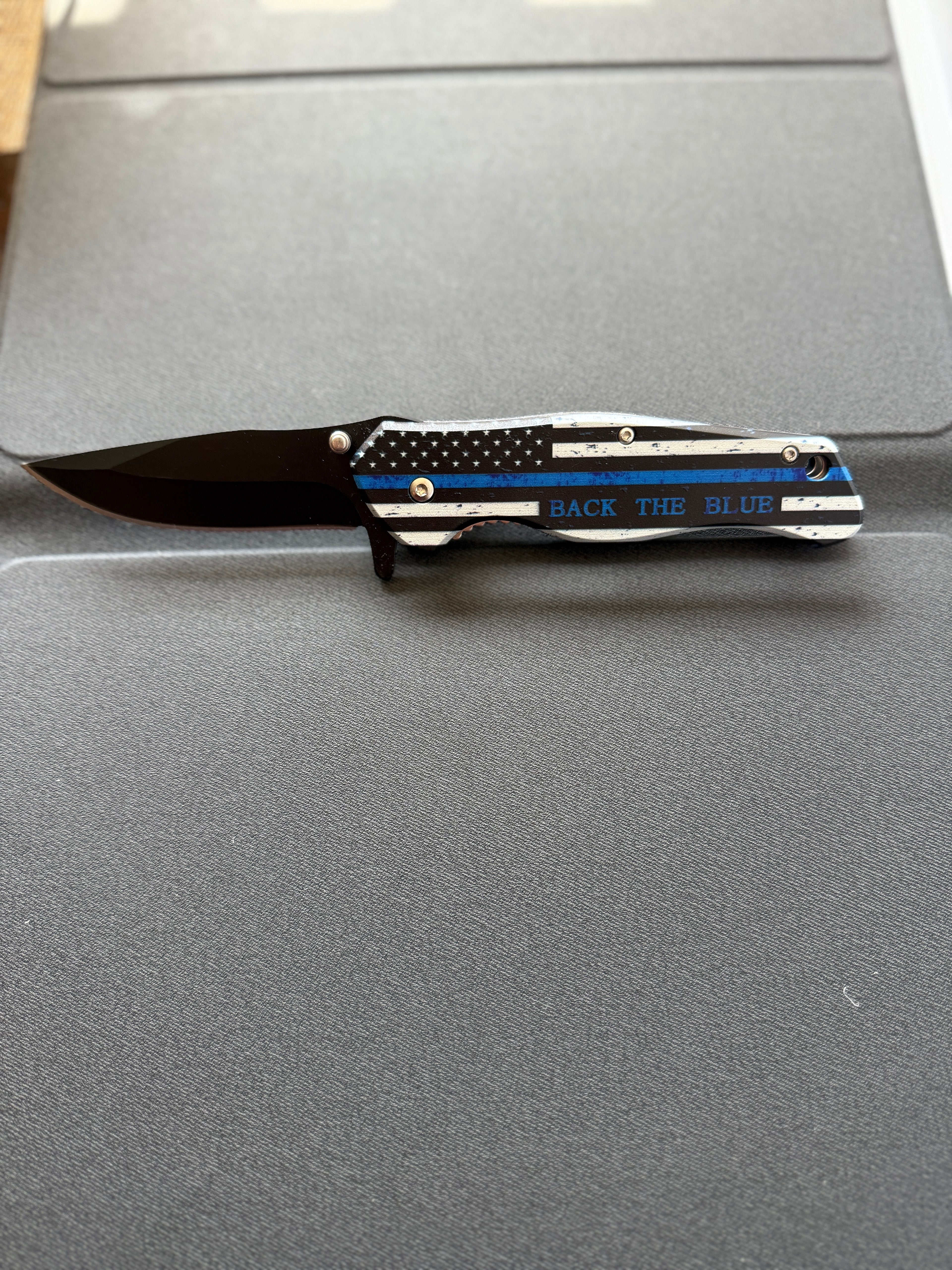 Back the Blue Knife