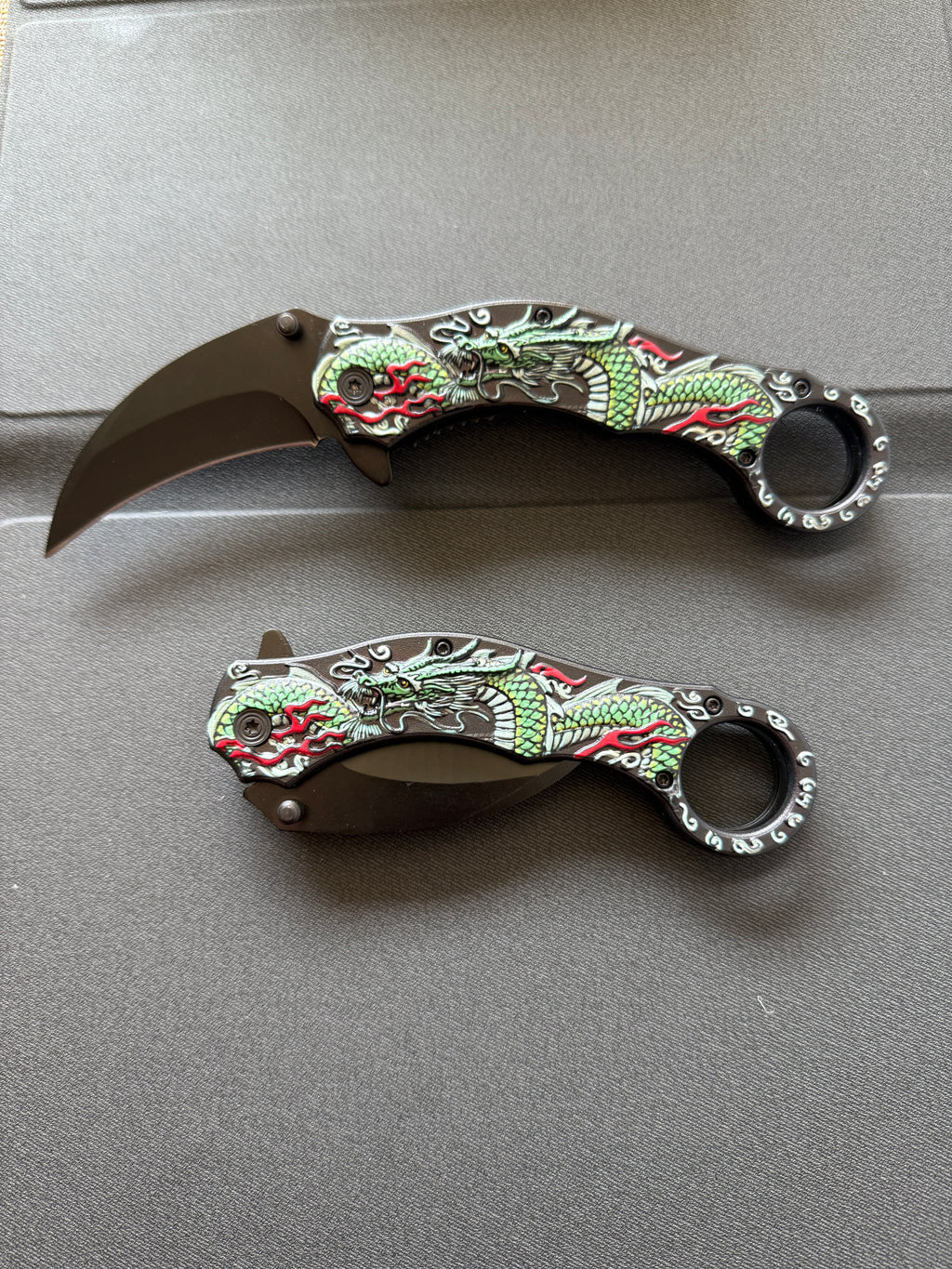 Dragon Green Hunting Knife