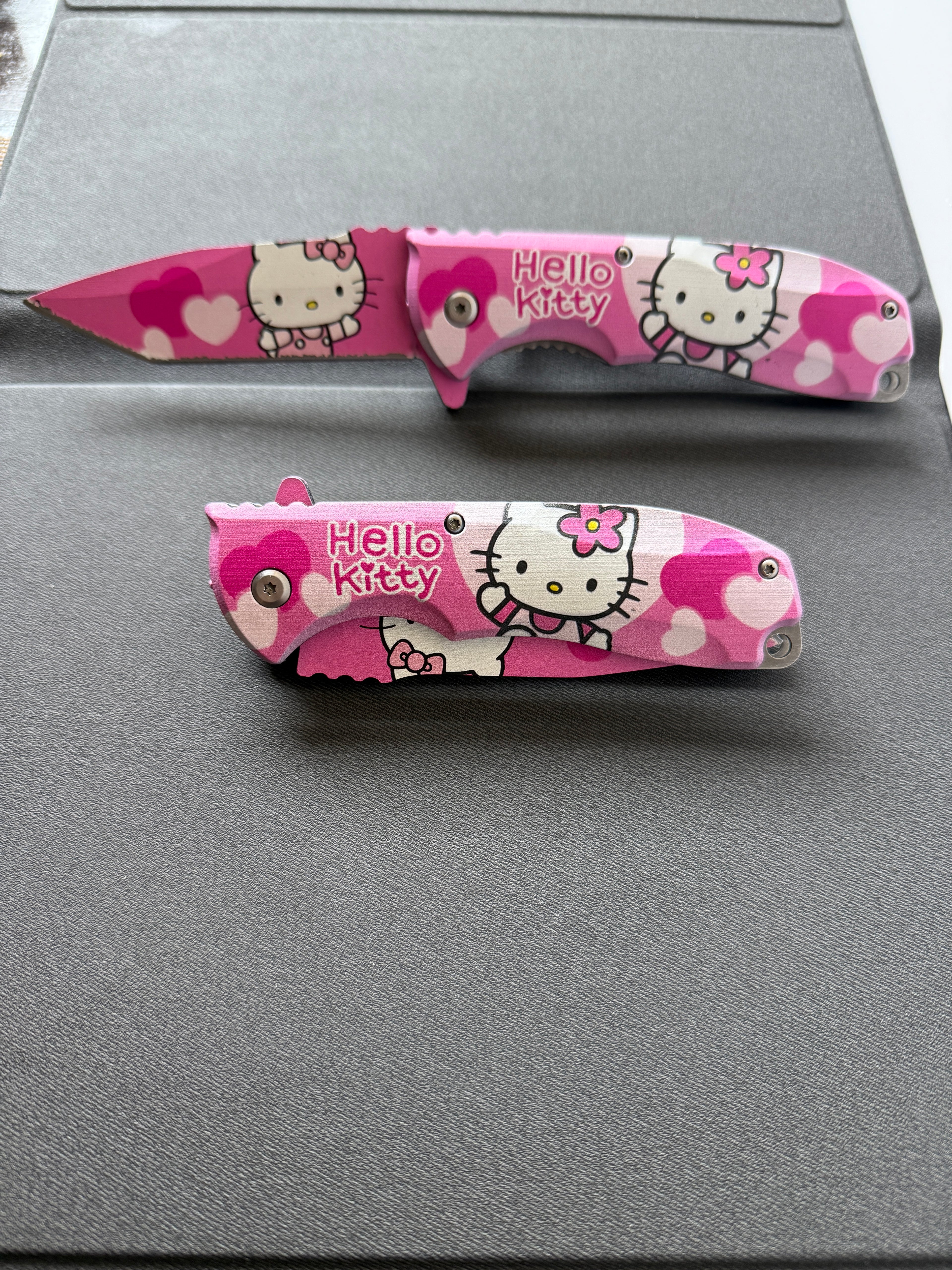 Hello Kitty Tactical Super Knife