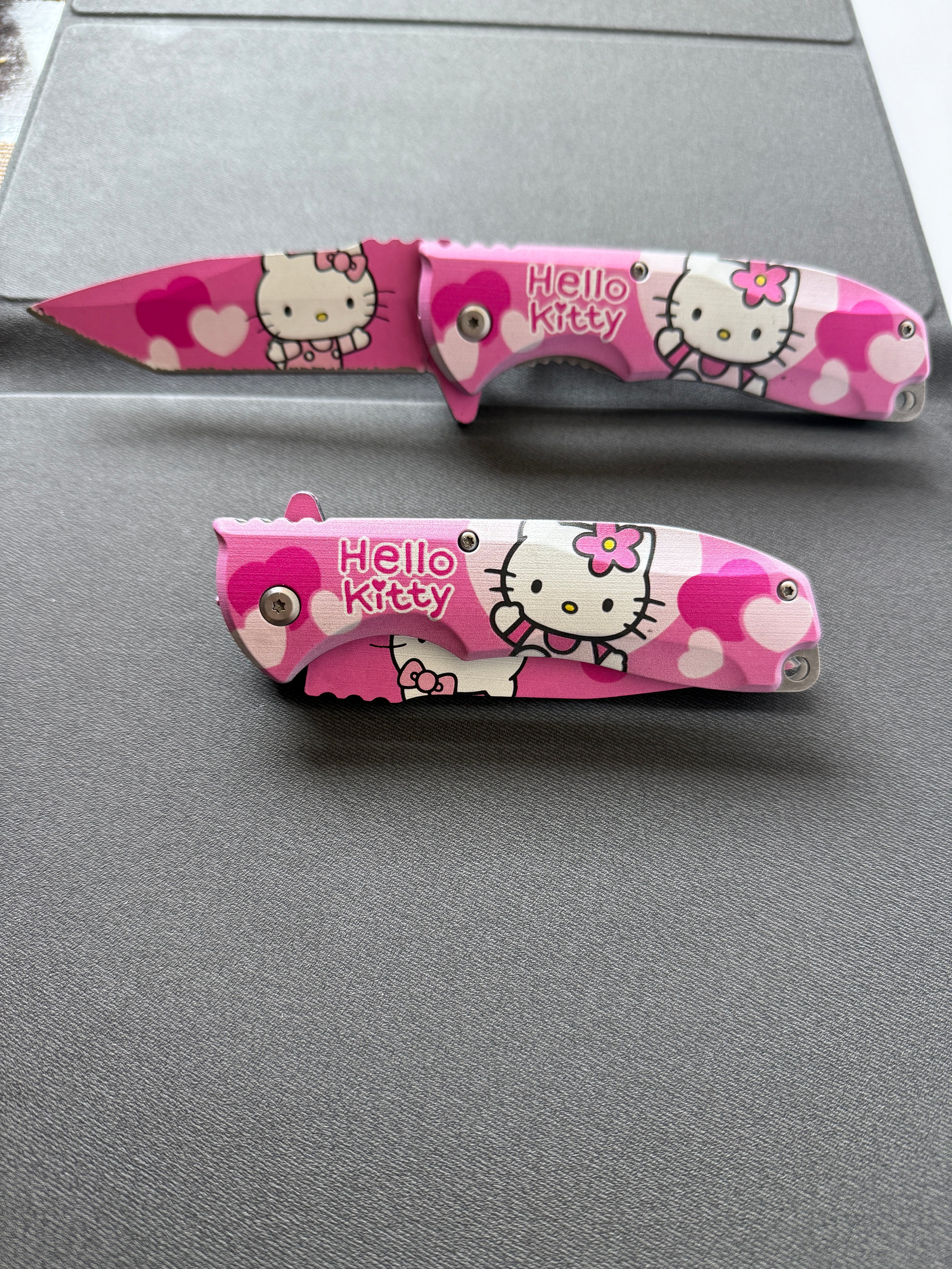 Hello Kitty Tactical Super Knife