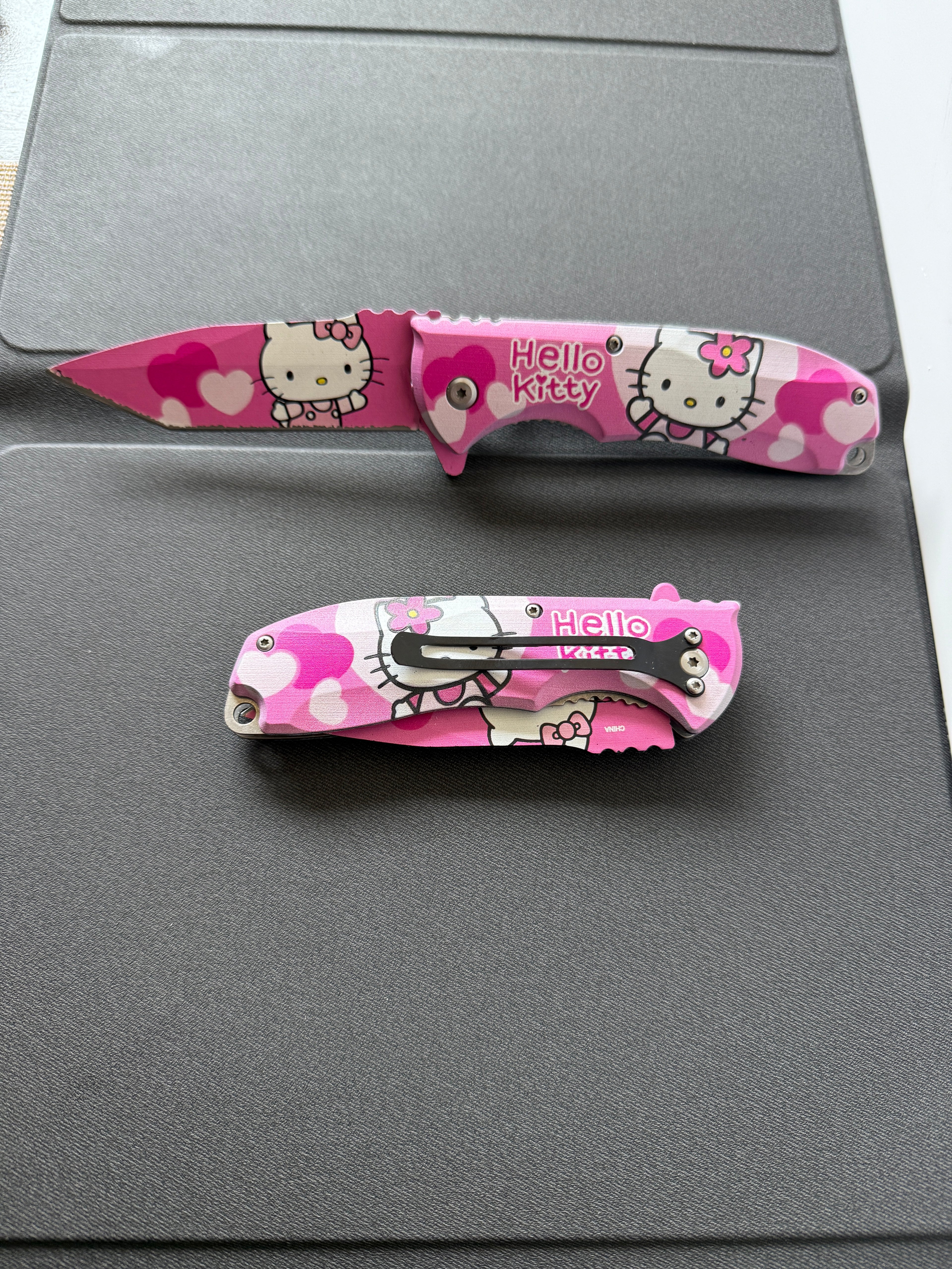 Hello Kitty Tactical Super Knife