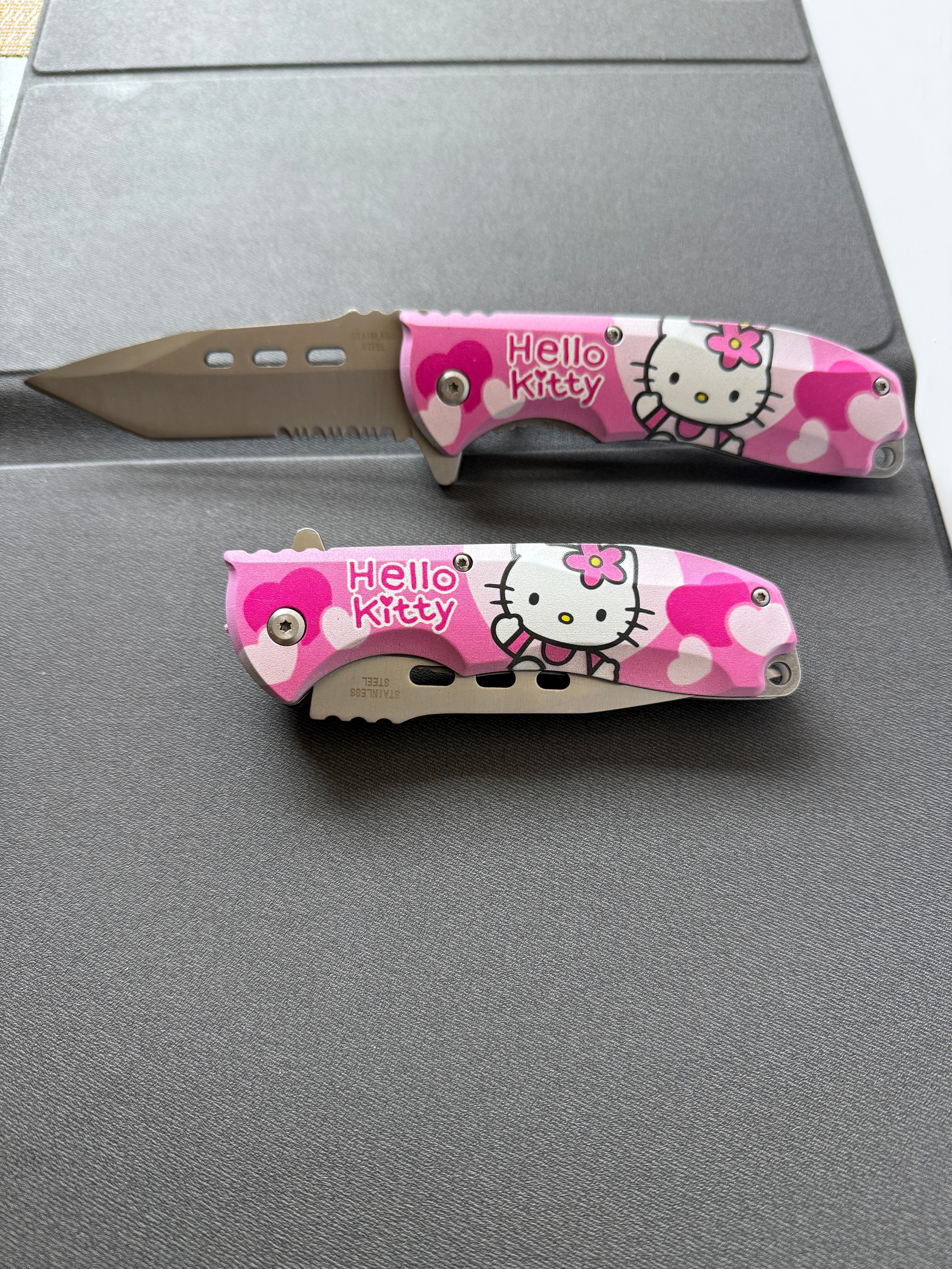 Hello Kitty Tactical Knife