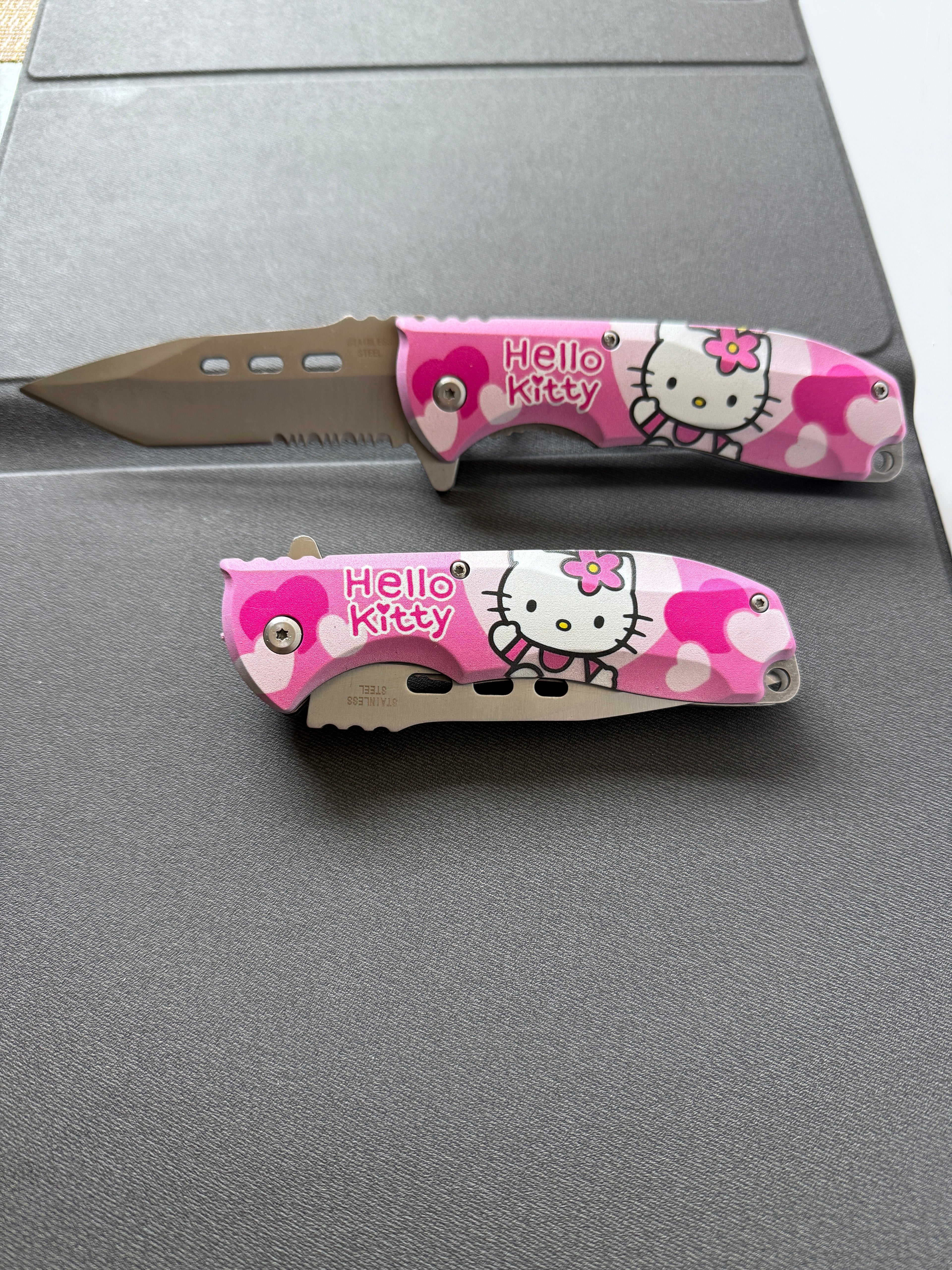 Hello Kitty Tactical Knife