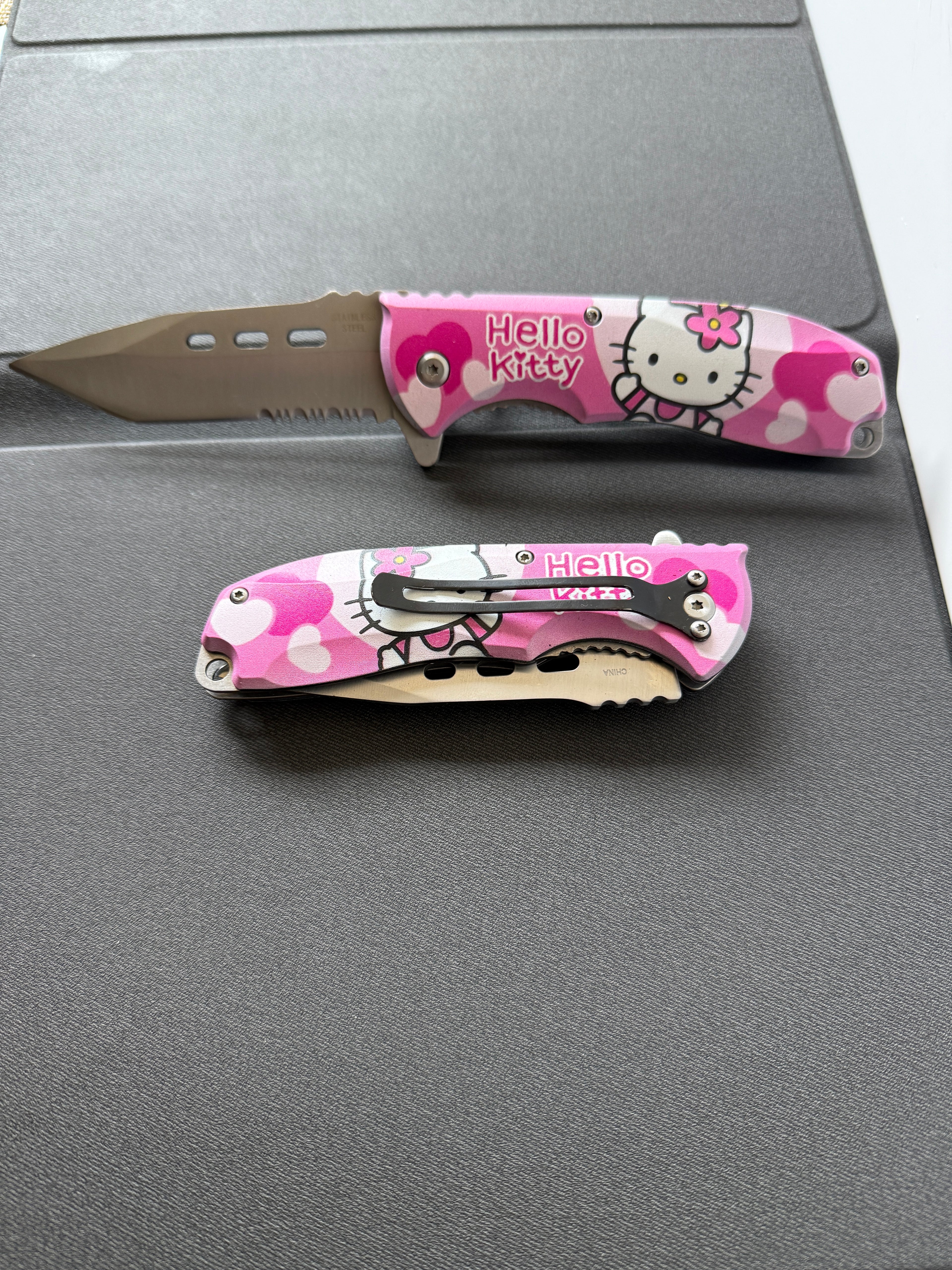 Hello Kitty Tactical Knife