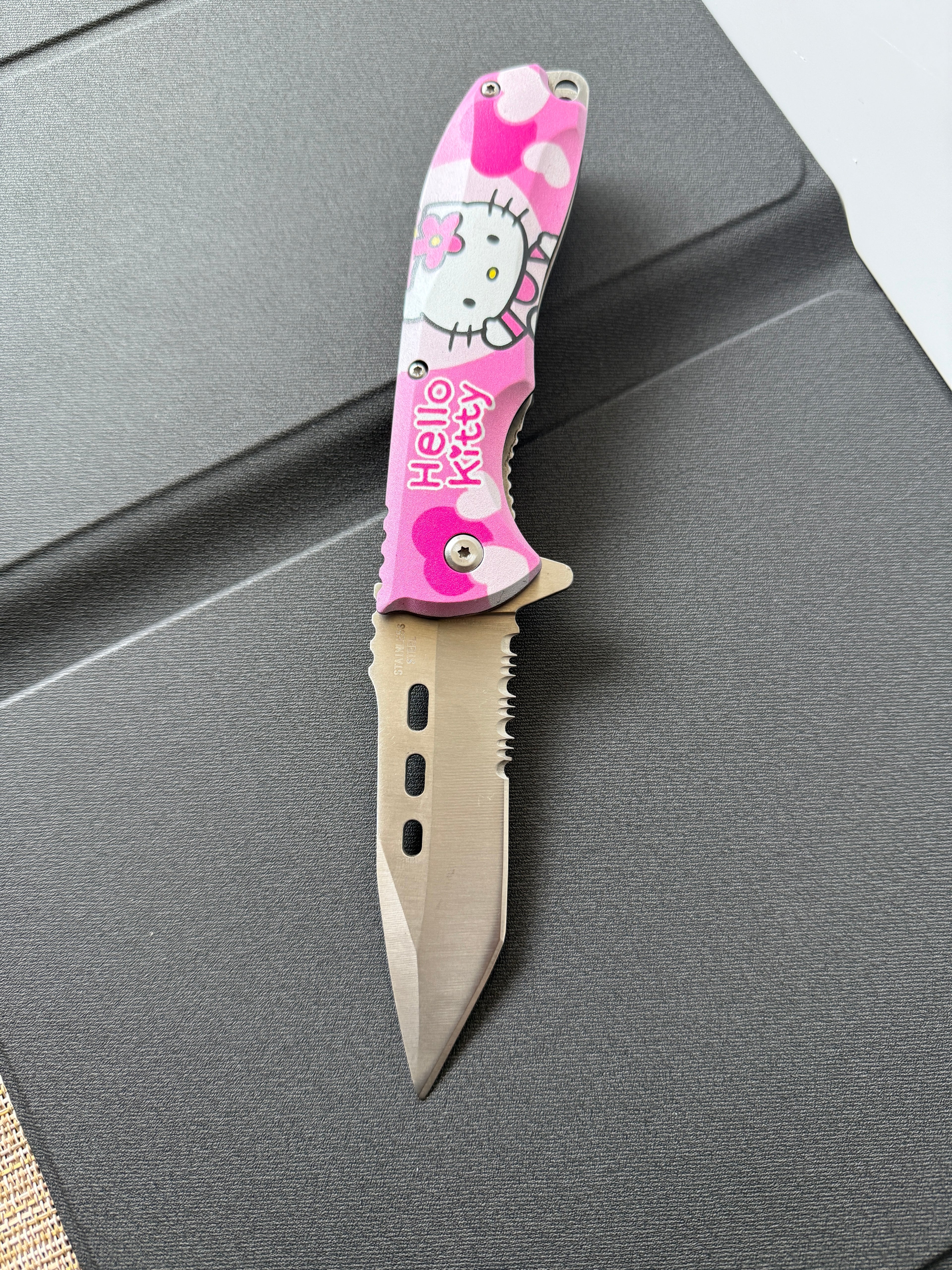Hello Kitty Tactical Knife