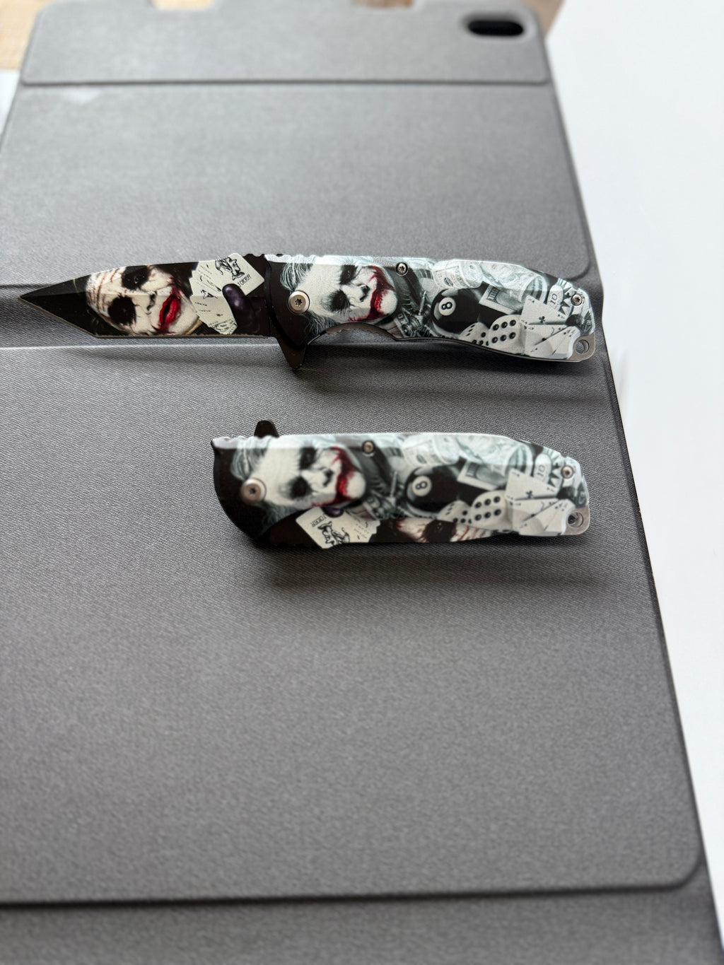 The Joker Knife